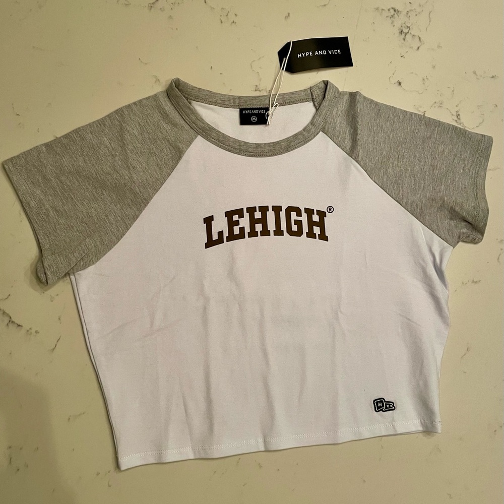 NWT Hype and Vice Womens Lehigh Homerun Tee, White/Gray, cropped (Size M)